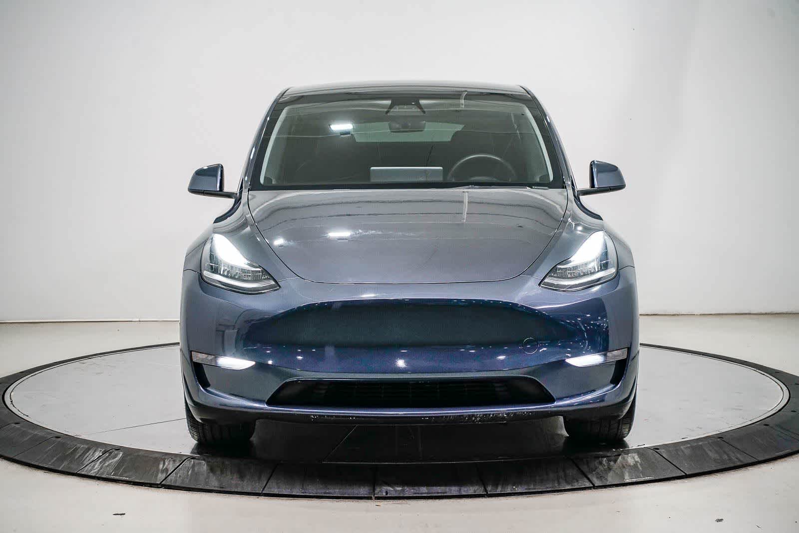 Thumbnail: 2023 Tesla Model Y - 6