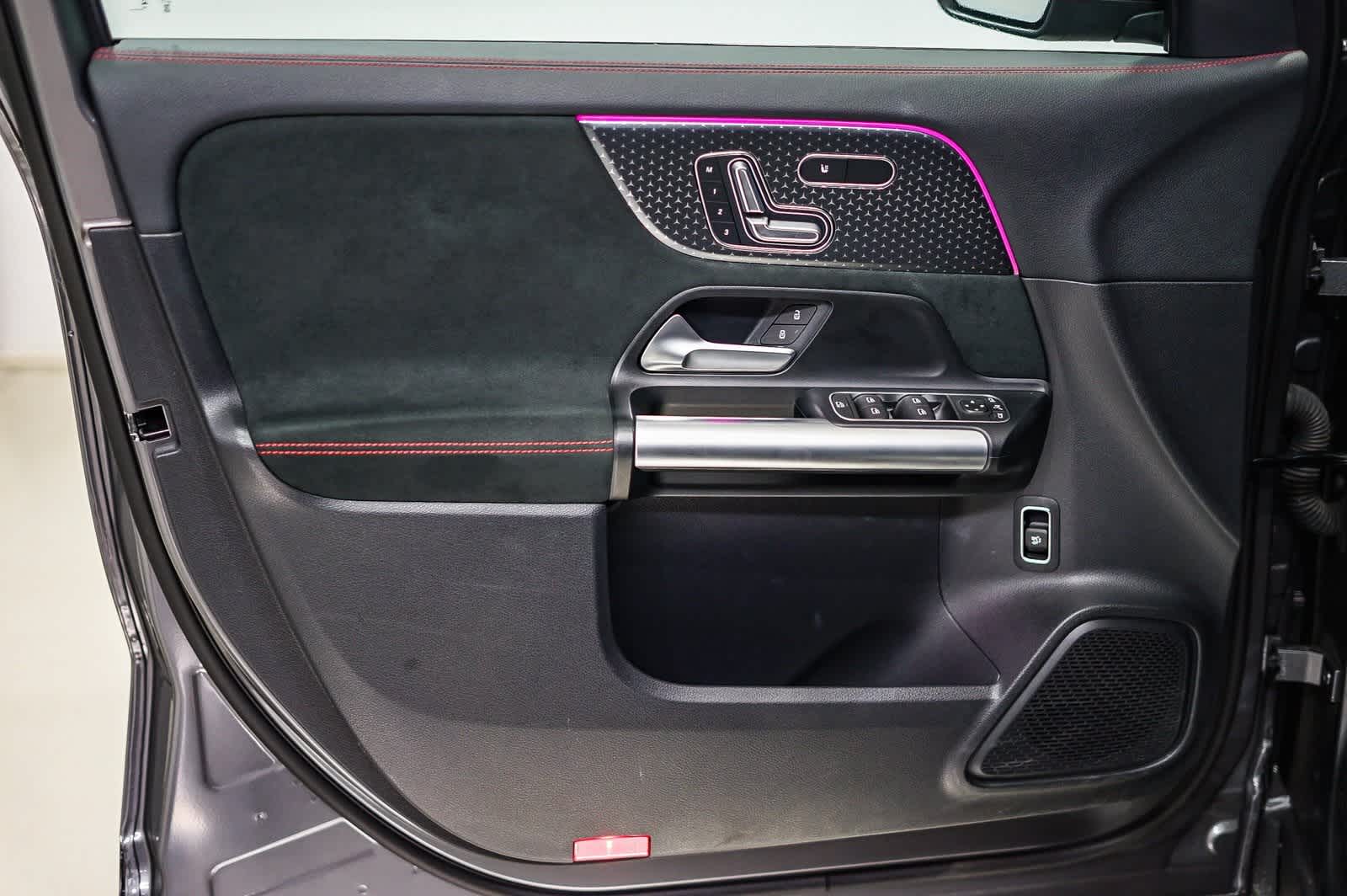 Thumbnail: 2025 Mercedes-Benz GLA - 19