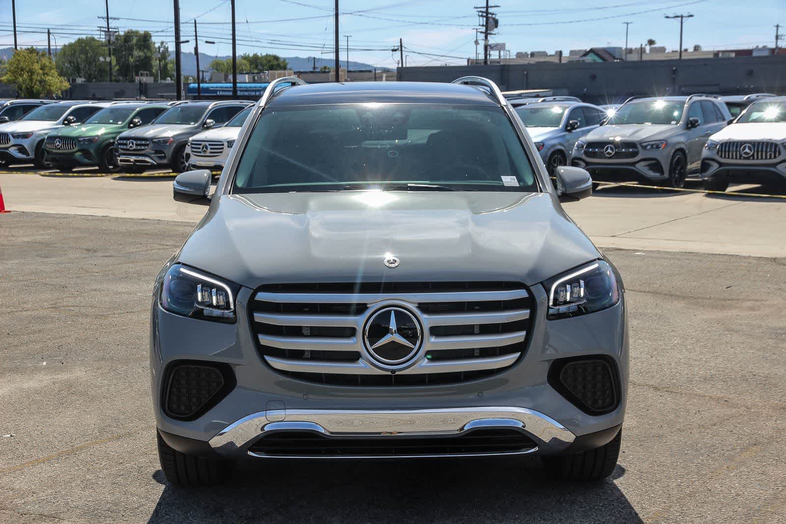 Thumbnail: 2026 Mercedes-Benz GLS - 2