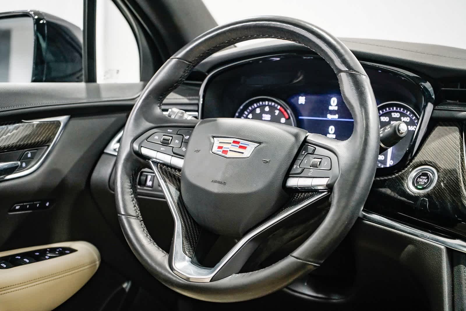 Thumbnail: 2021 Cadillac XT6 - 15