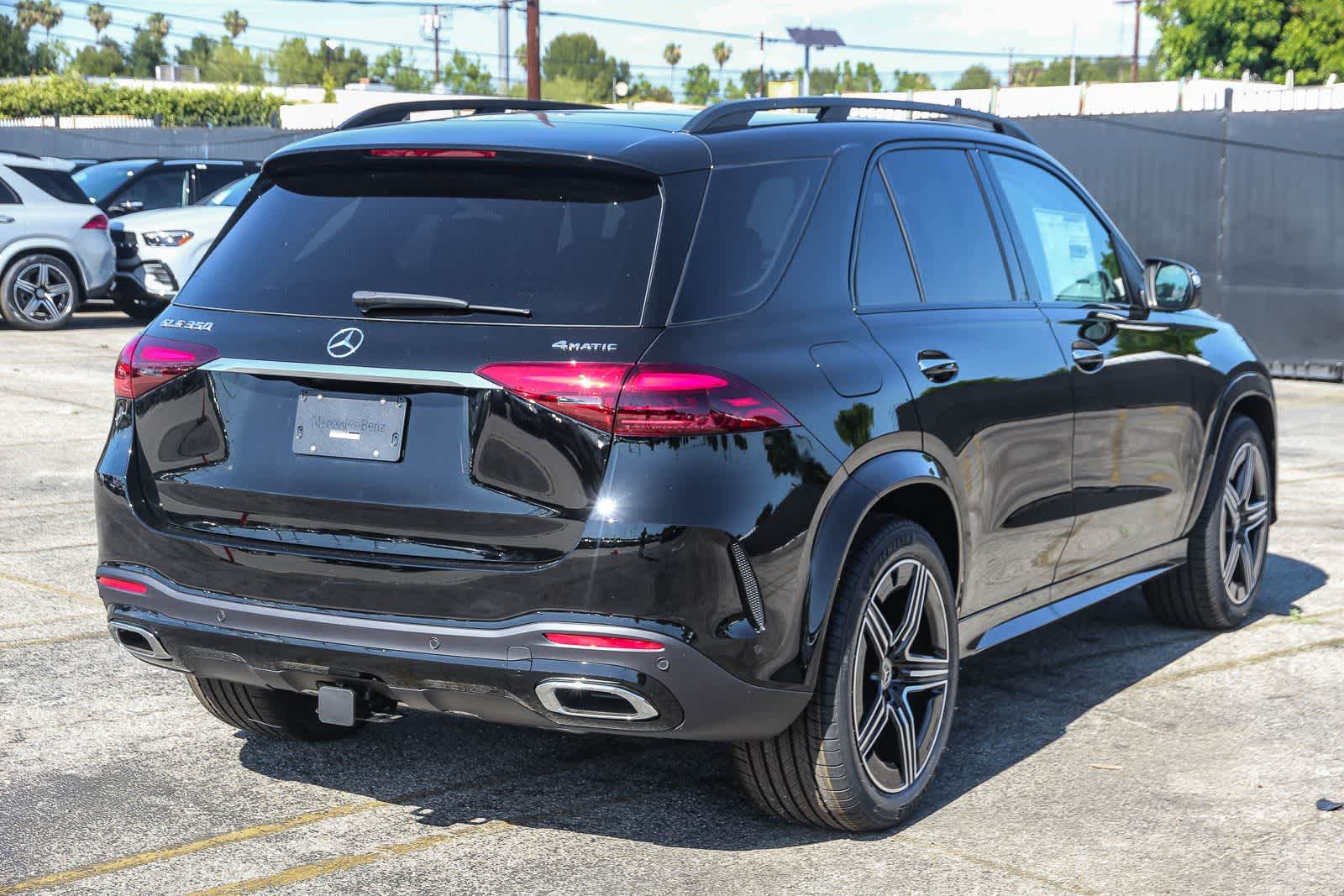 Thumbnail: 2026 Mercedes-Benz GLE - 4