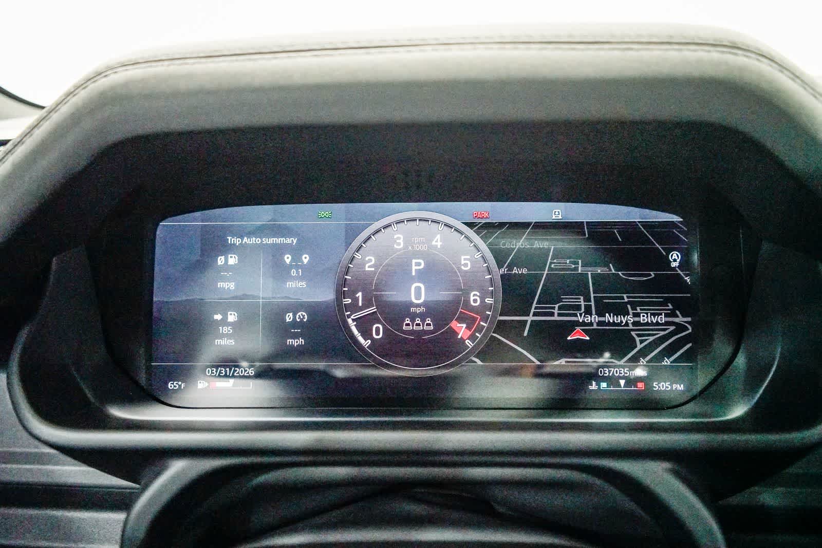 Thumbnail: 2022 Land Rover Defender - 26