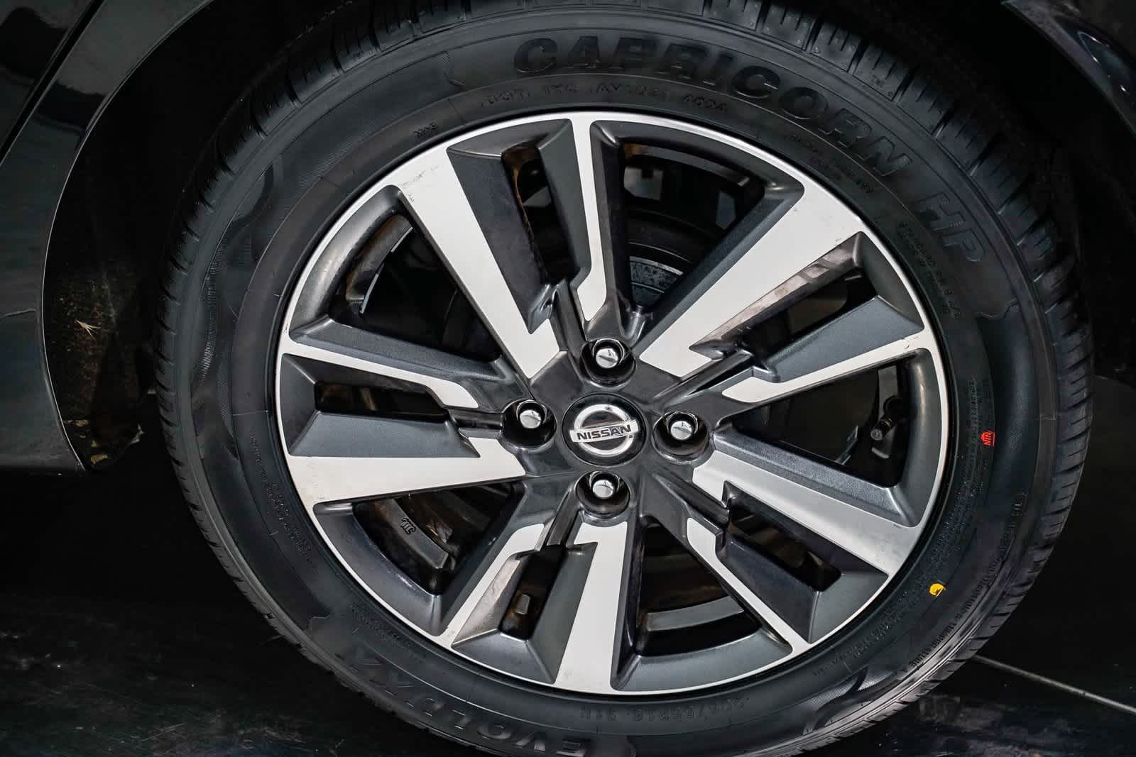 Thumbnail: 2021 Nissan Versa - 9