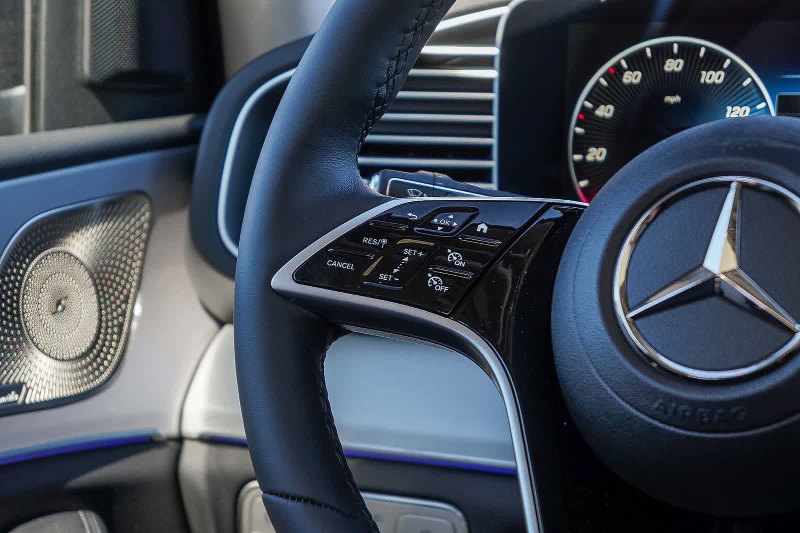 Thumbnail: 2026 Mercedes-Benz GLE - 17