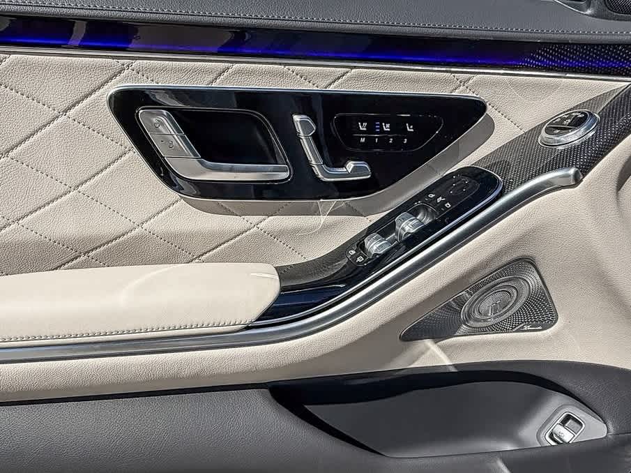 Thumbnail: 2025 Mercedes-Benz S-Class - 23