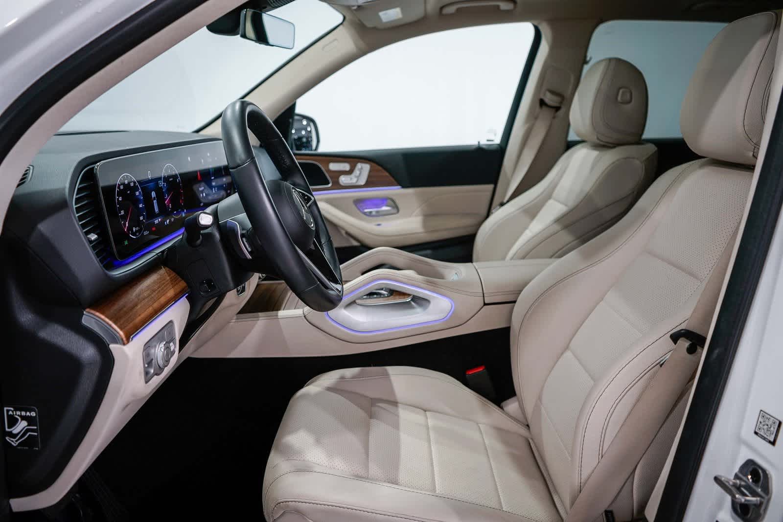 Thumbnail: 2025 Mercedes-Benz GLE - 17