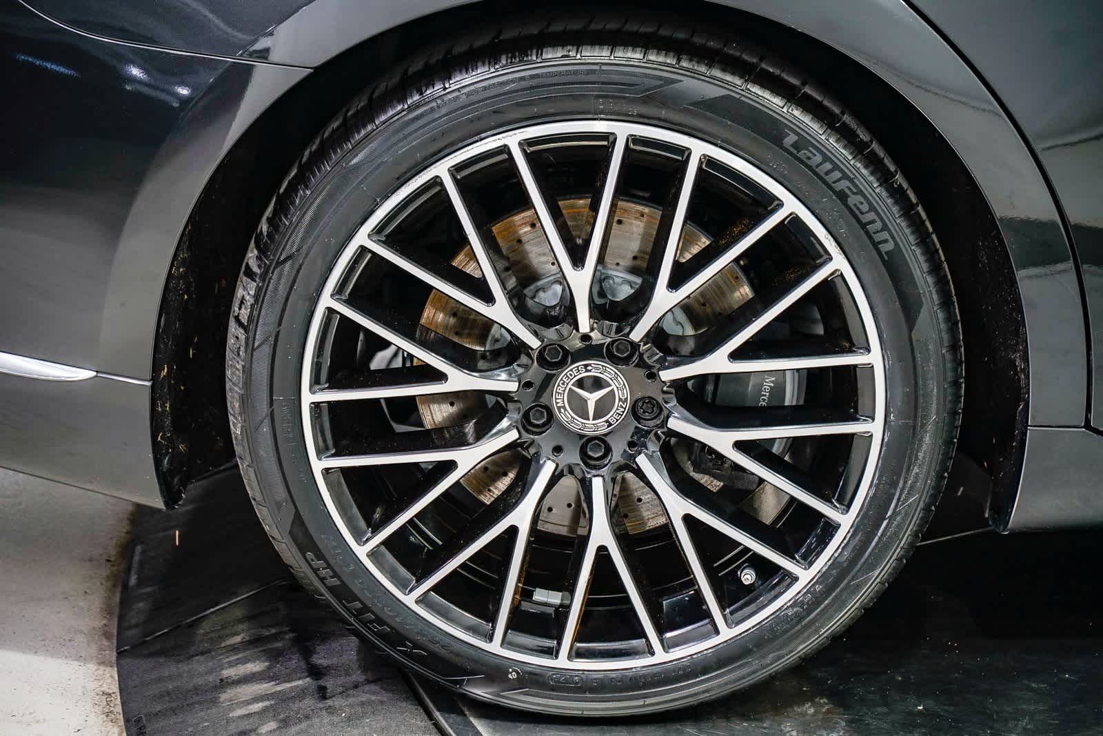 Thumbnail: 2021 Mercedes-Benz S-Class - 10