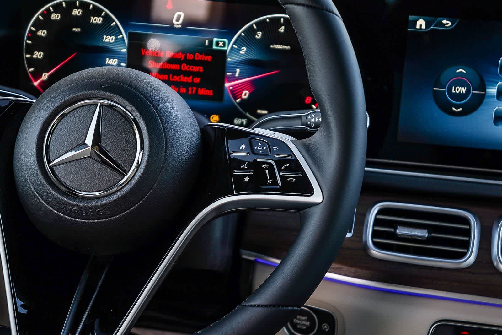 Thumbnail: 2026 Mercedes-Benz GLE - 18