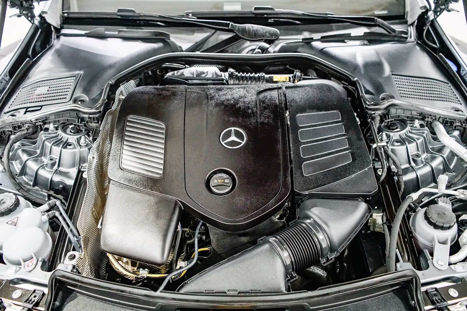 Thumbnail: 2025 Mercedes-Benz C-Class - 28