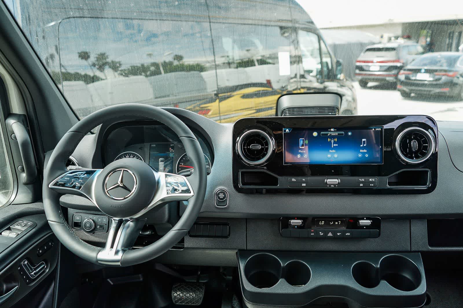 Thumbnail: 2026 Mercedes-Benz Sprinter - 13