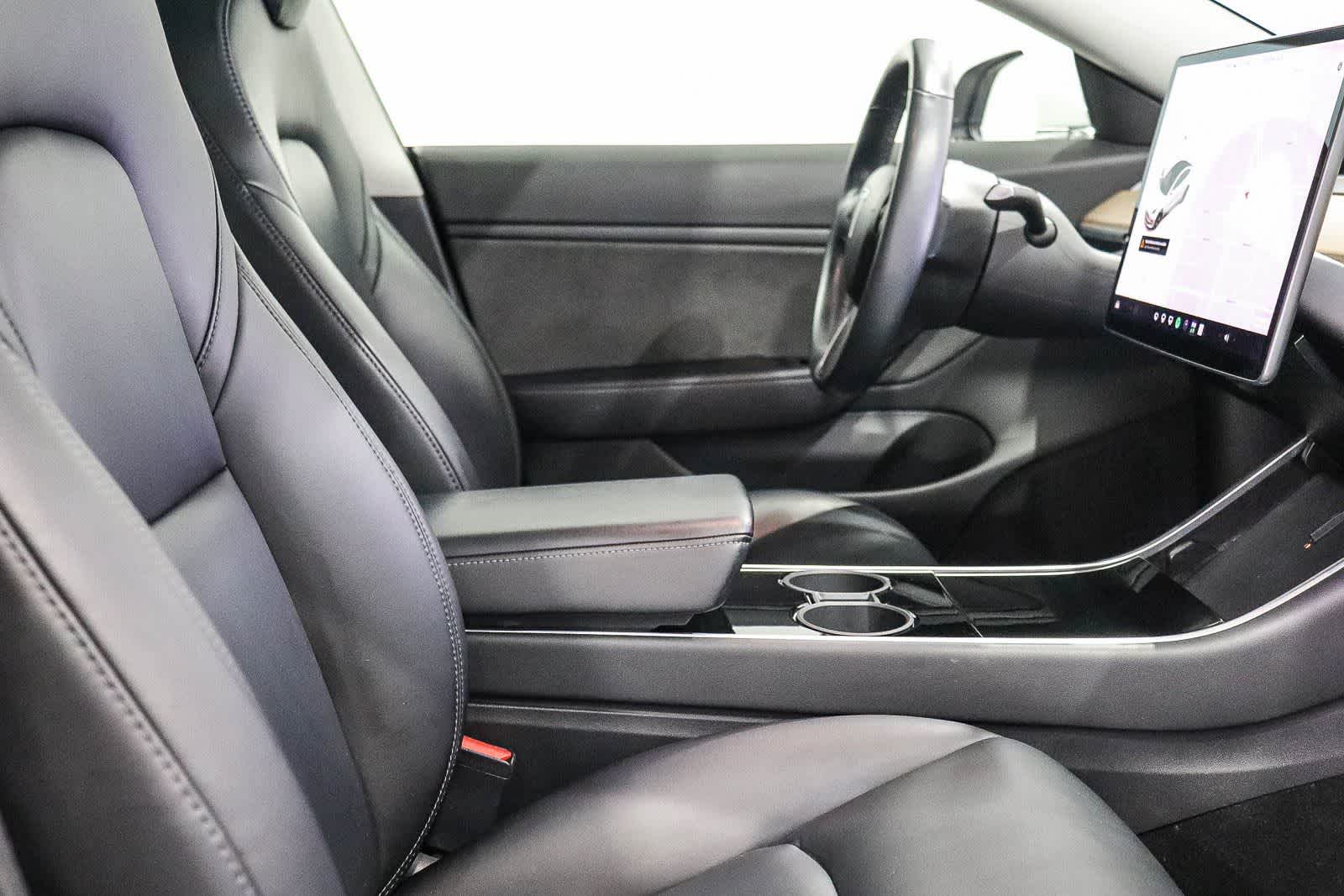Thumbnail: 2018 Tesla Model 3 - 17