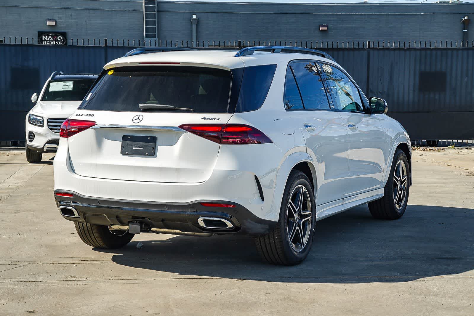 Thumbnail: 2026 Mercedes-Benz GLE - 4
