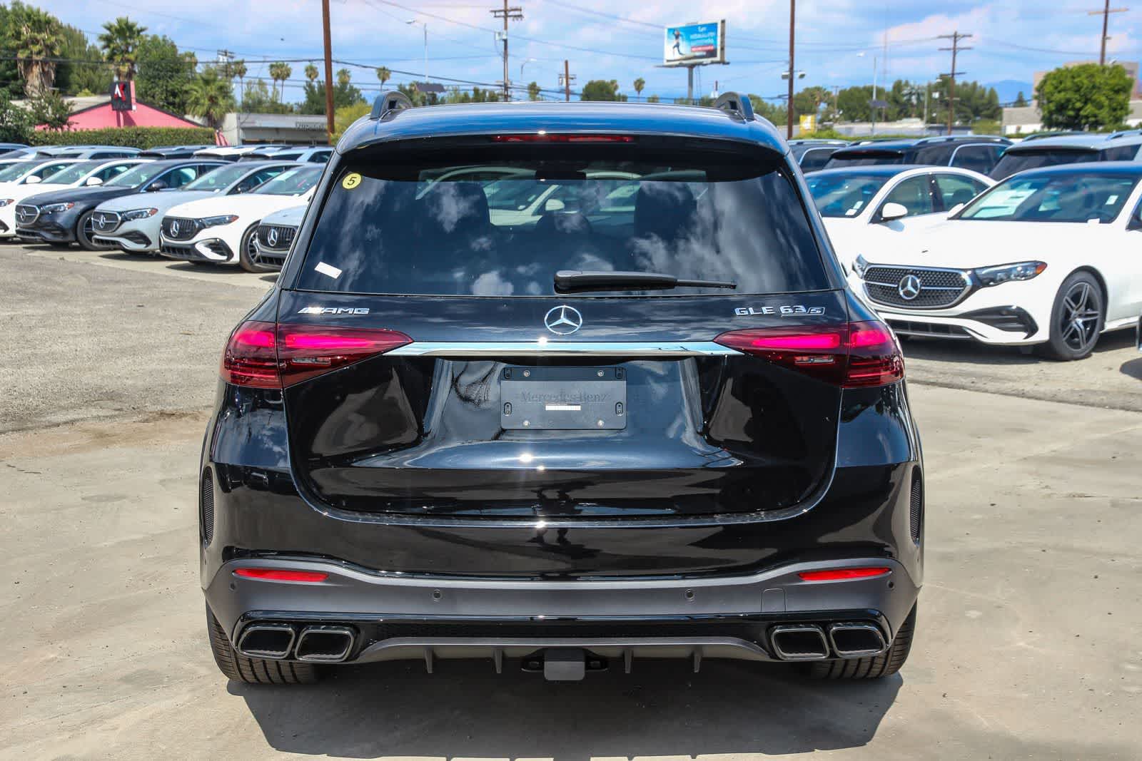 Thumbnail: 2026 Mercedes-Benz GL-Class - 5