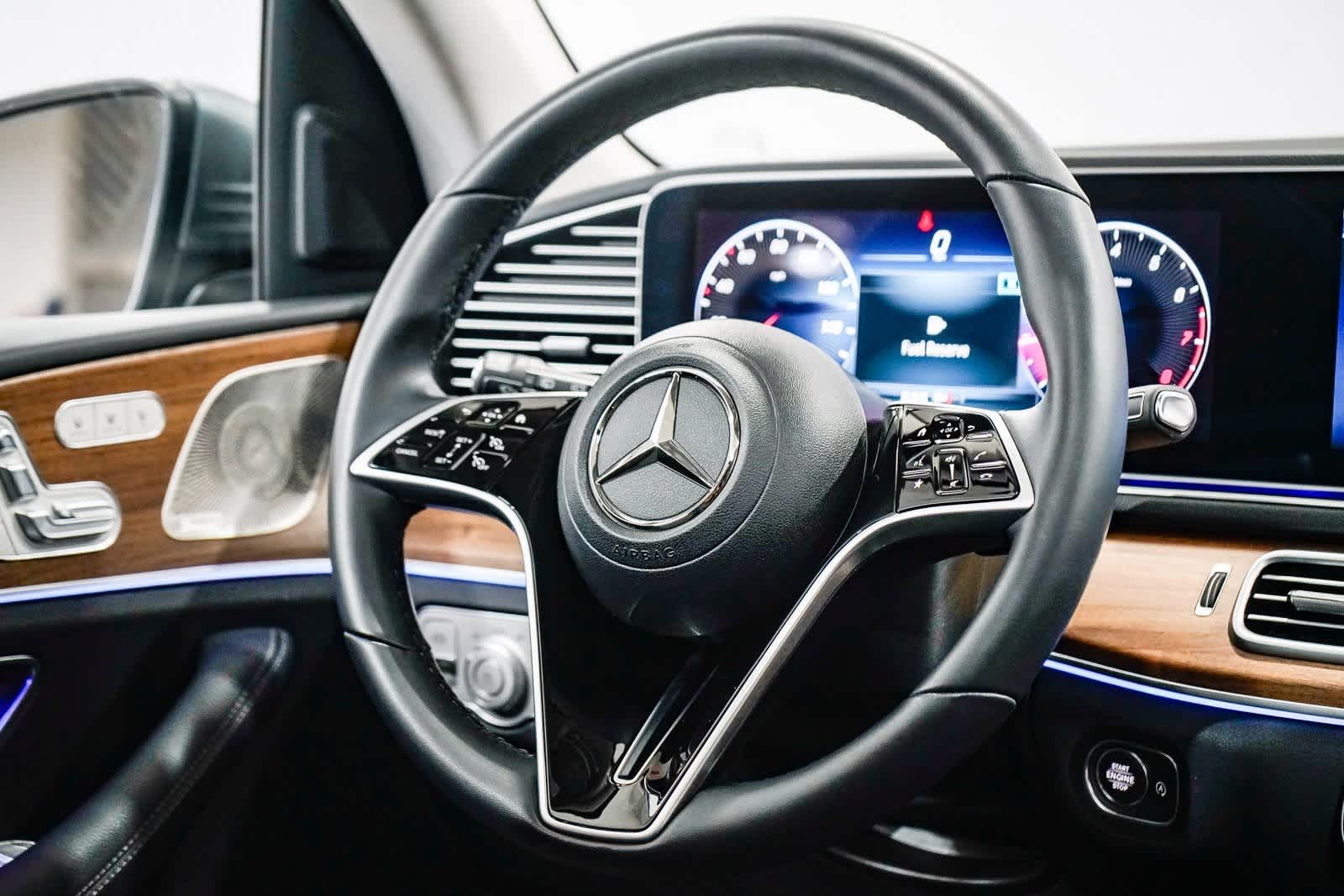 Thumbnail: 2025 Mercedes-Benz GLE - 15