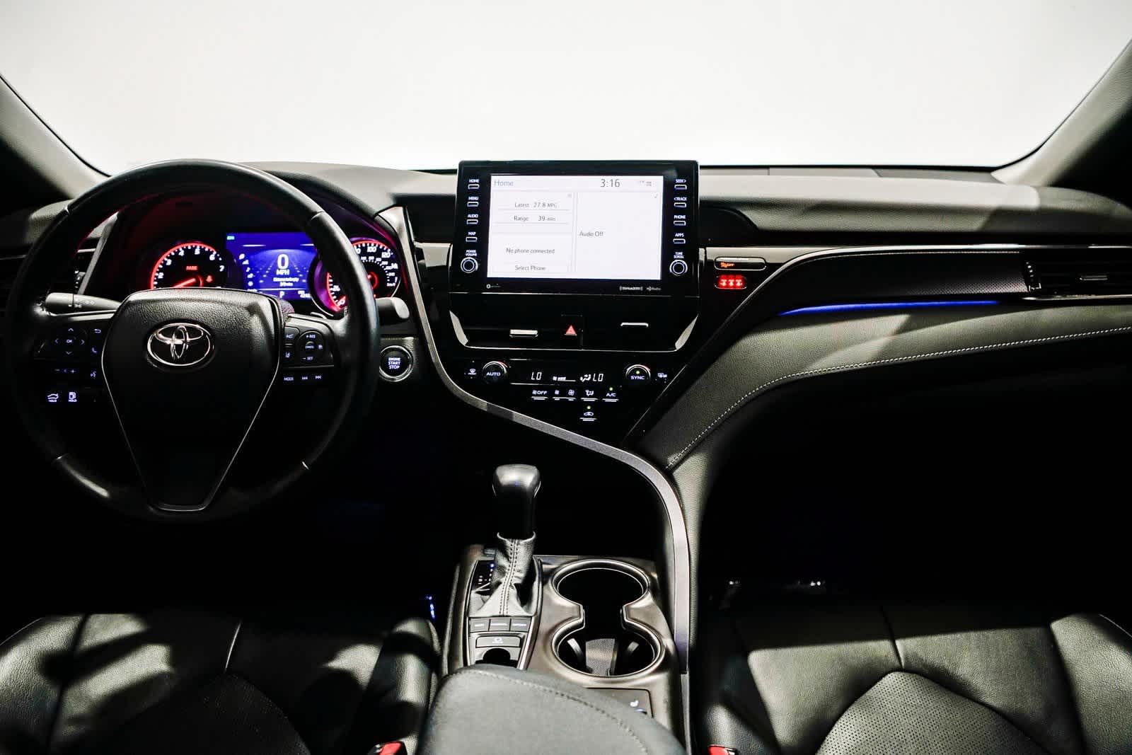 Thumbnail: 2021 Toyota Camry - 11