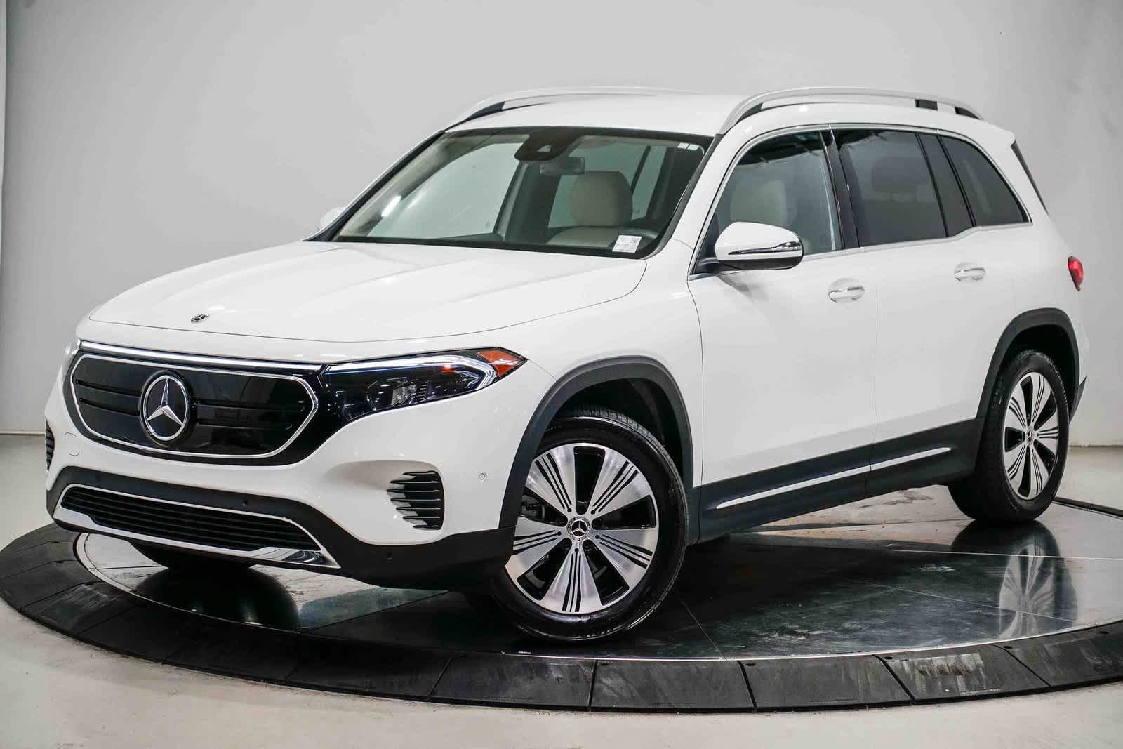 2023 Mercedes-Benz EQB 300 -
                  Van Nuys, CA