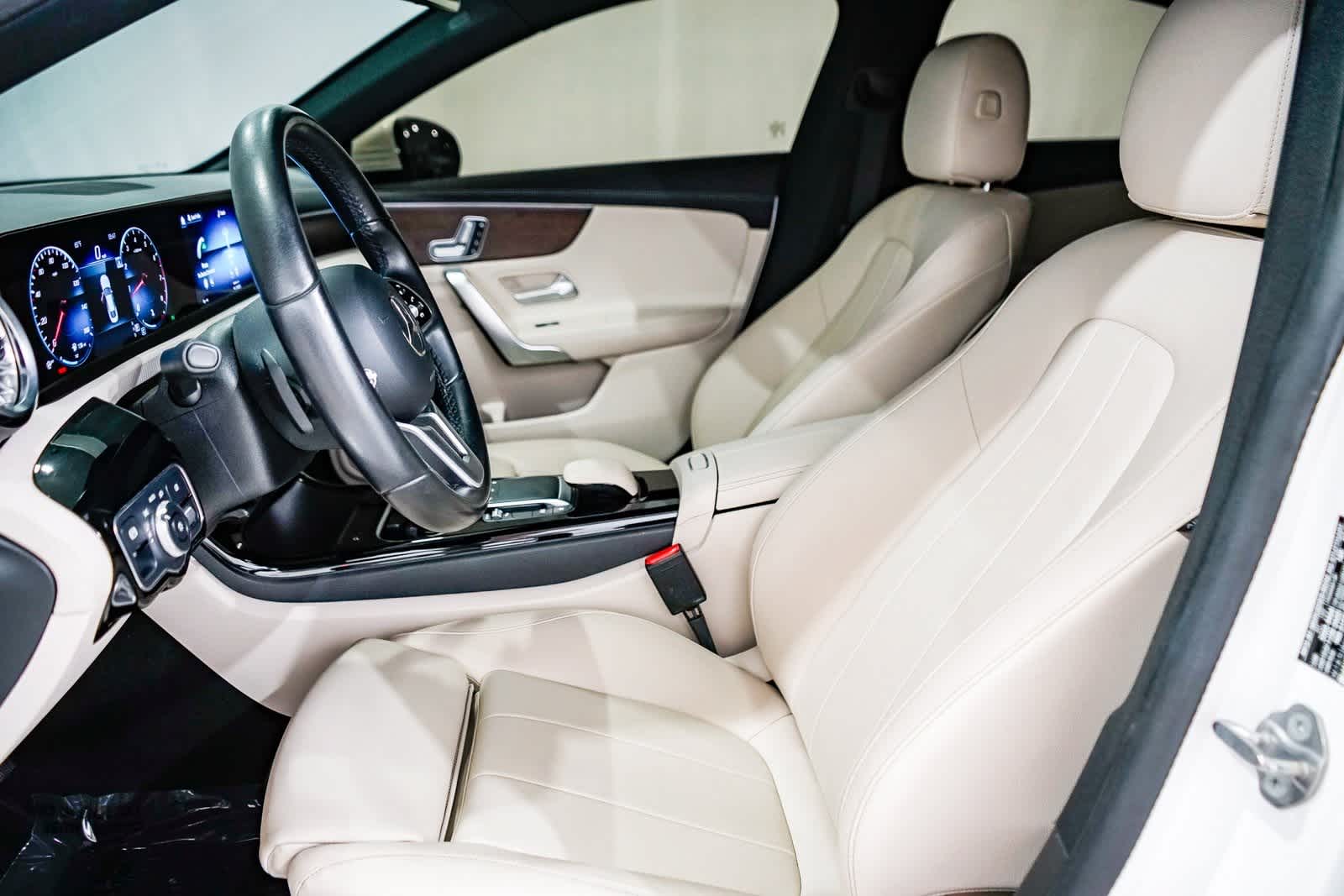 Thumbnail: 2022 Mercedes-Benz CLA - 17