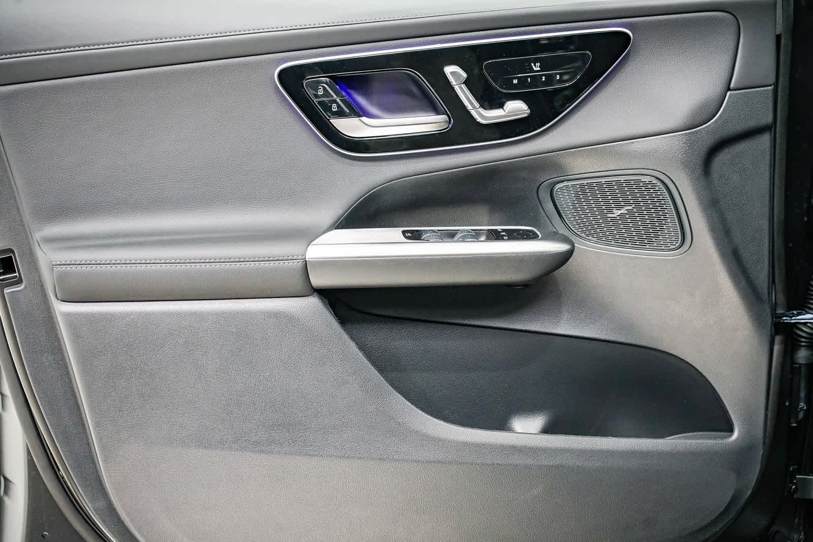 Thumbnail: 2026 Mercedes-Benz GLC - 20