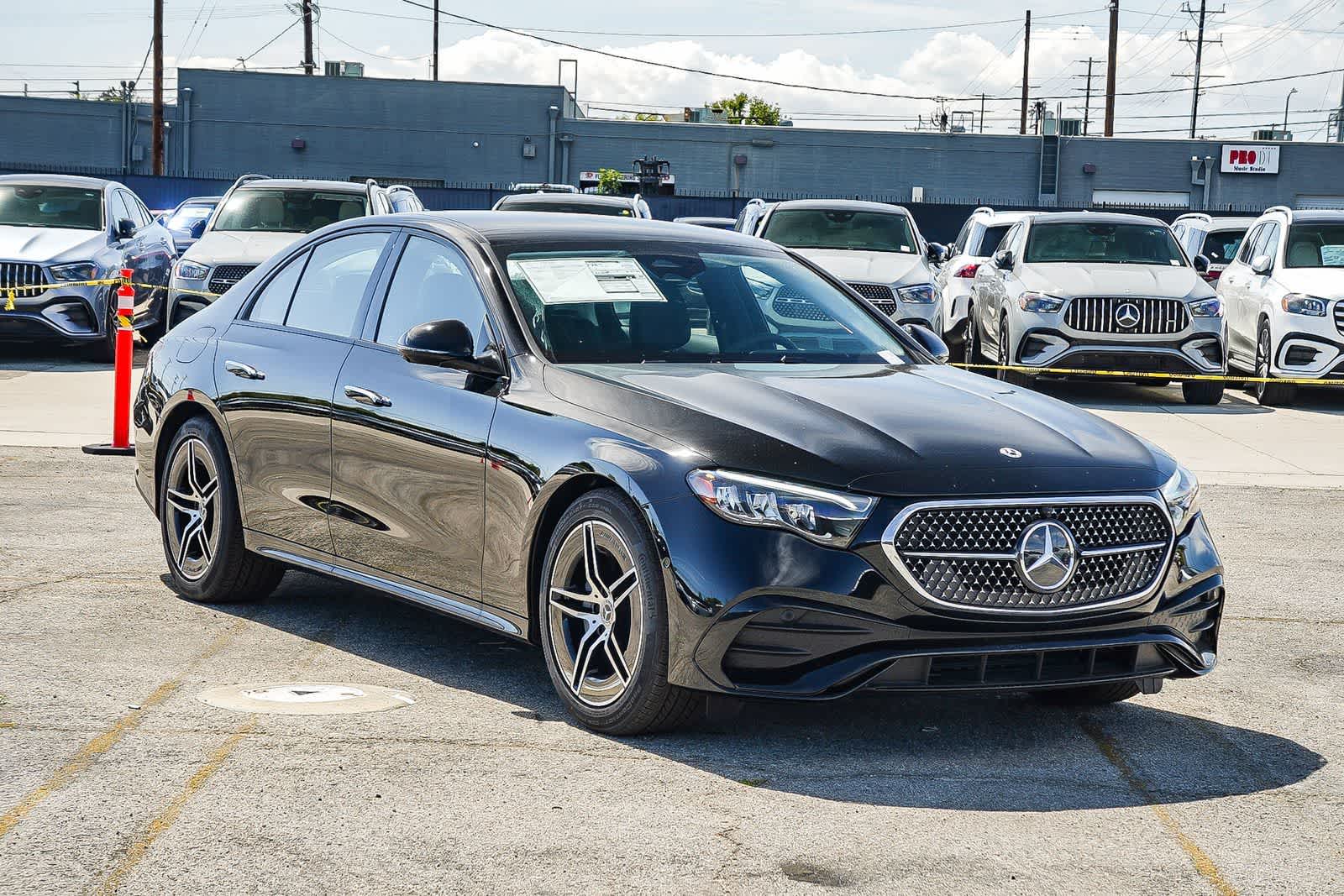 Thumbnail: 2026 Mercedes-Benz E-Class - 3