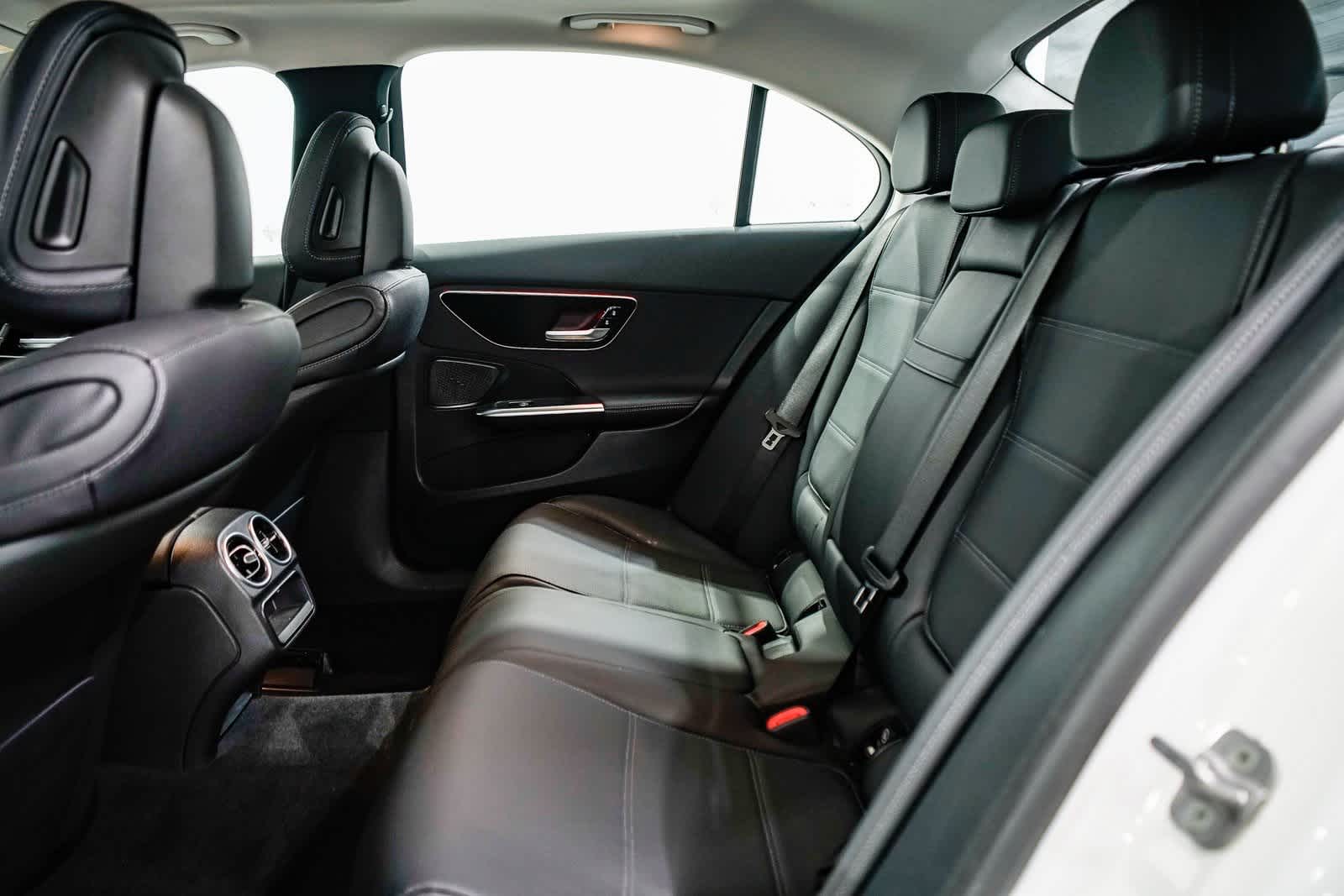 Thumbnail: 2025 Mercedes-Benz C-Class - 18