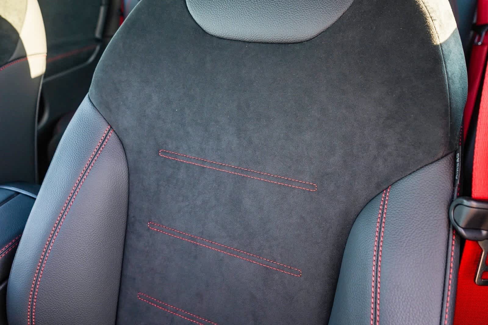 Thumbnail: 2025 Mercedes-Benz GLB - 29