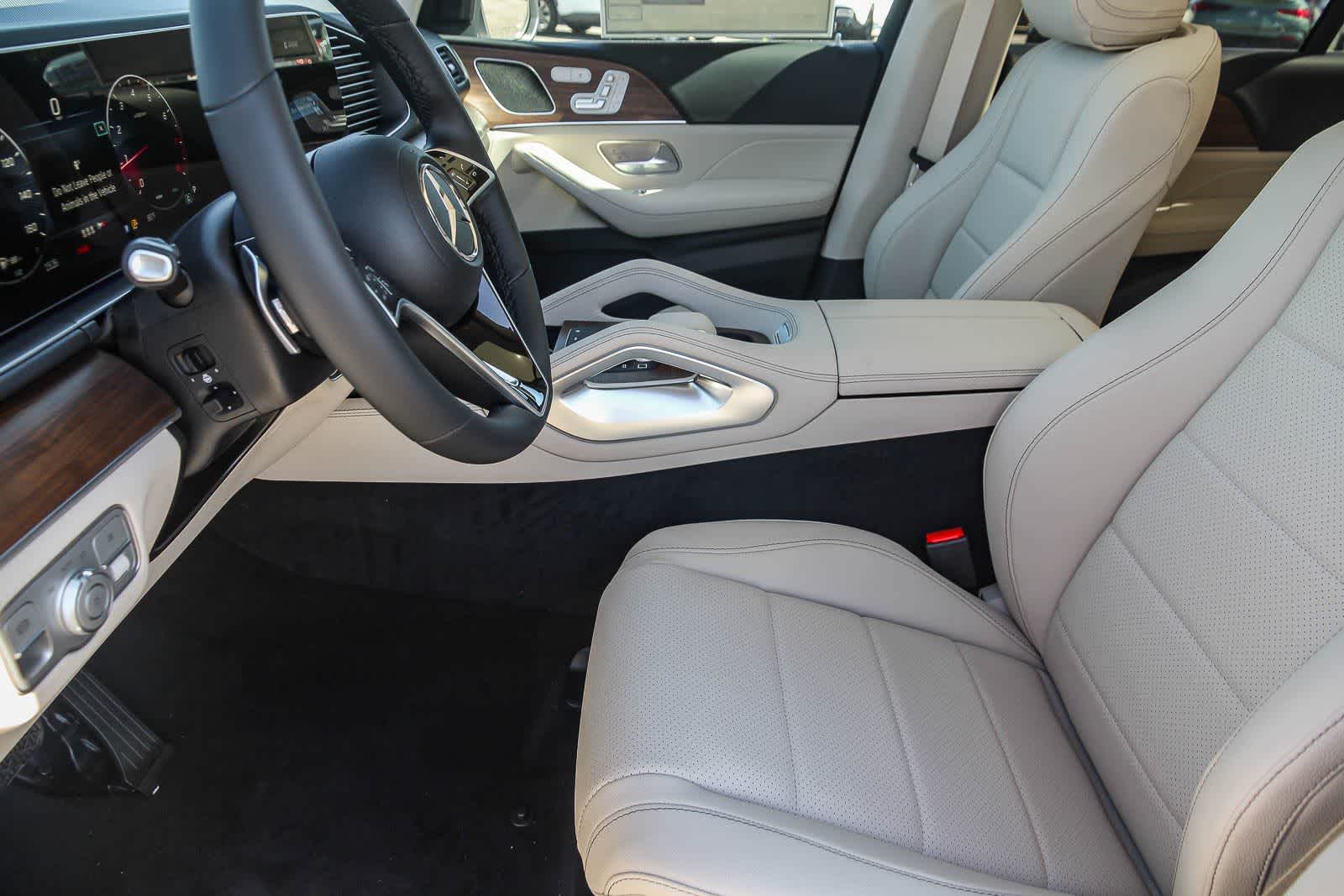 Thumbnail: 2026 Mercedes-Benz GLE - 18