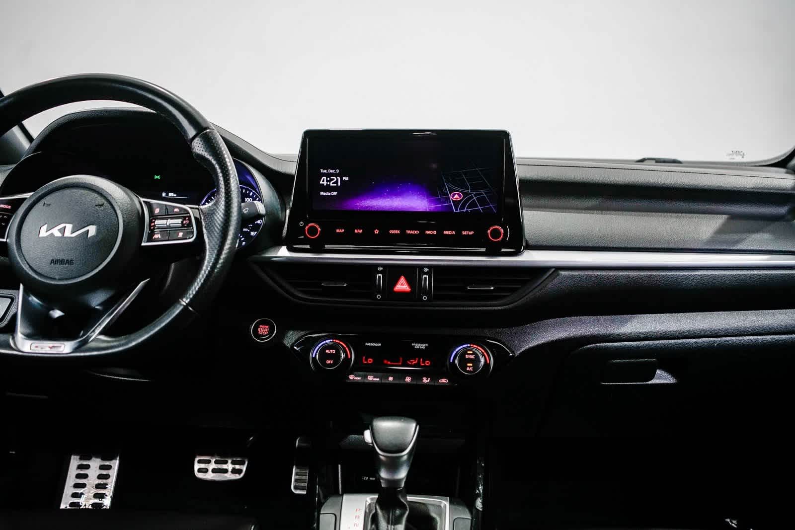 Thumbnail: 2024 Kia Forte - 12