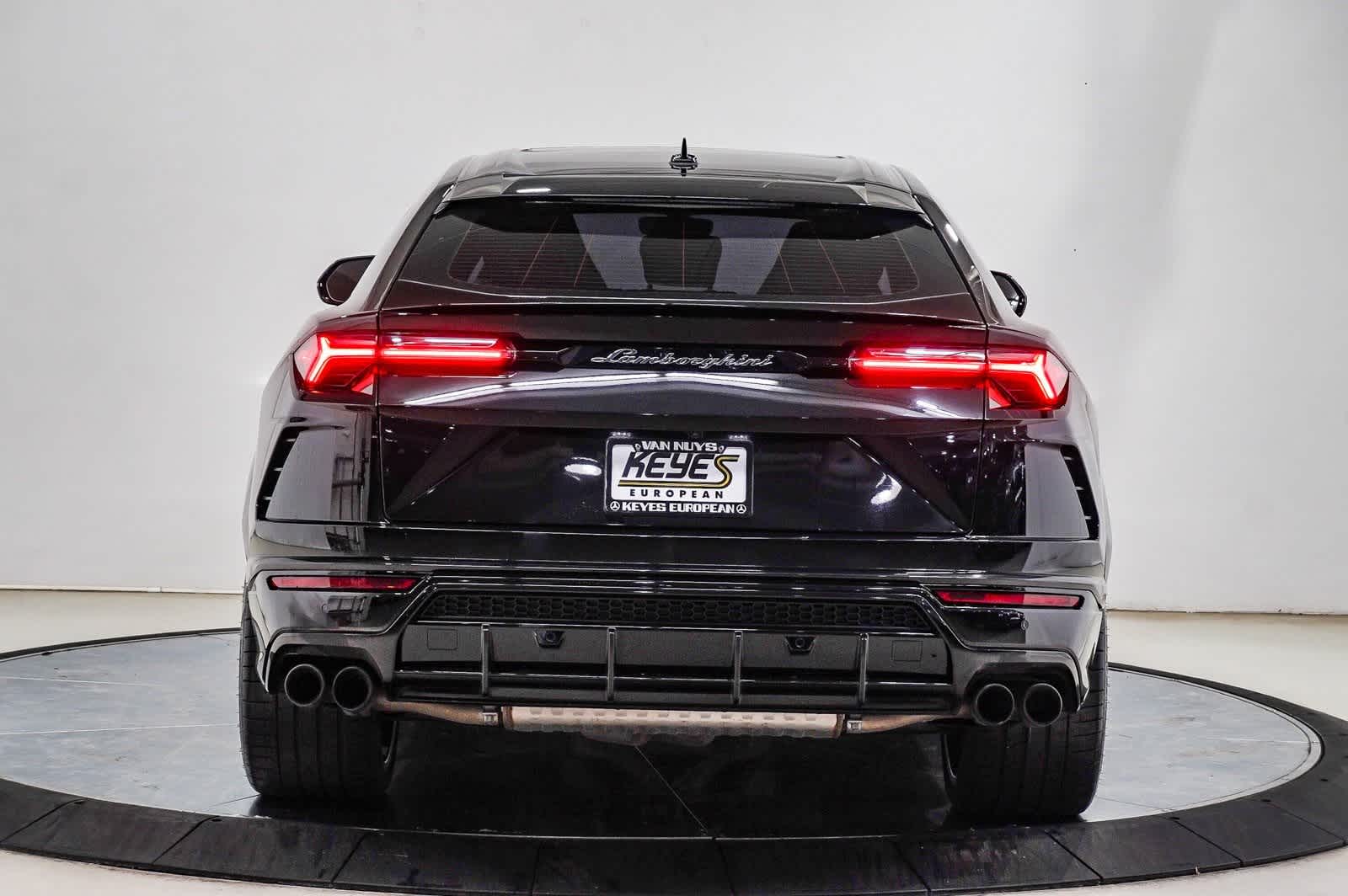 Thumbnail: 2021 Lamborghini Urus - 5