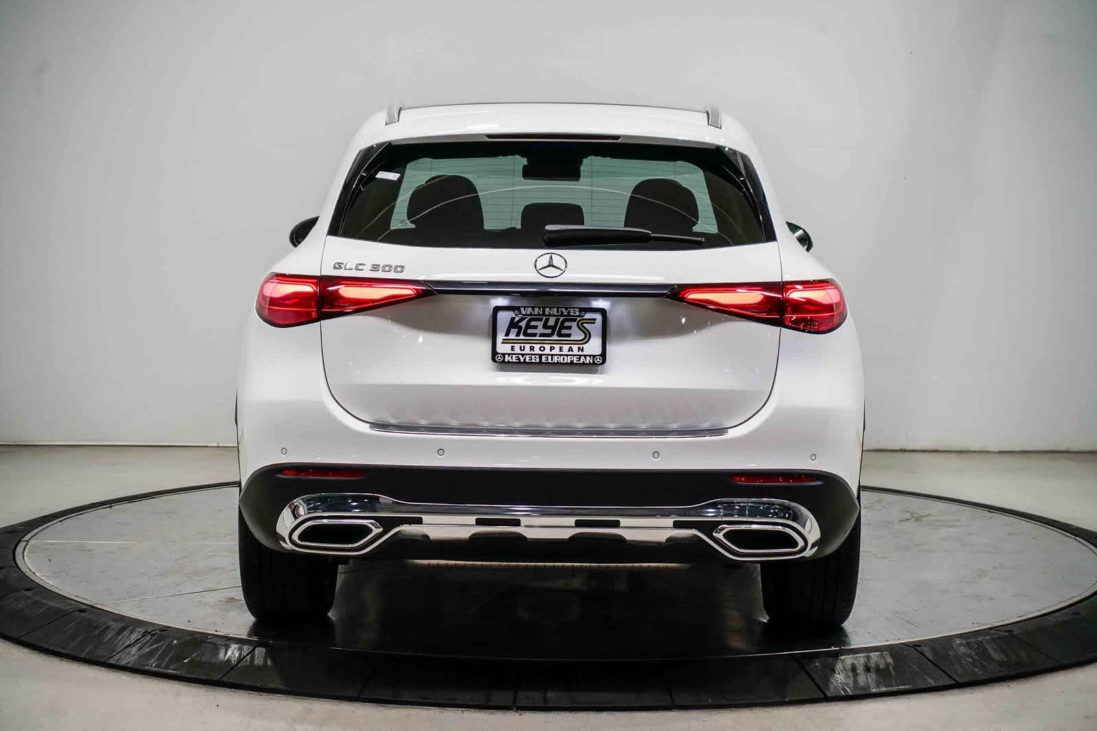 Thumbnail: 2025 Mercedes-Benz GLC - 3