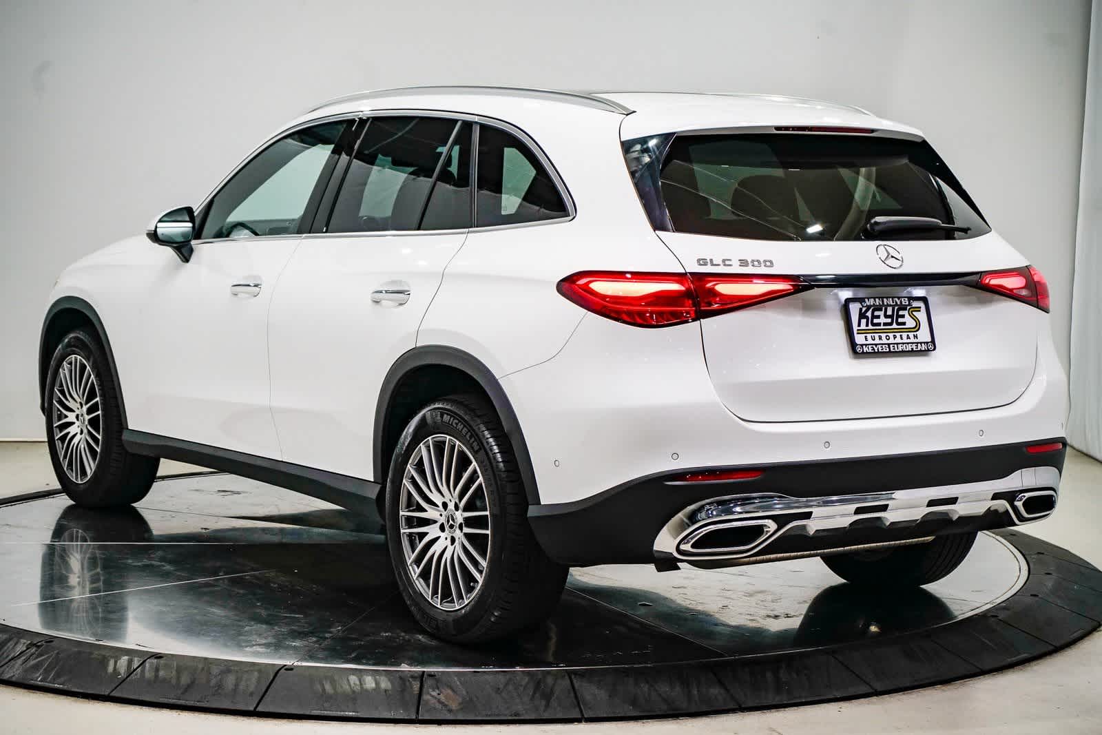 Thumbnail: 2025 Mercedes-Benz GLC - 2