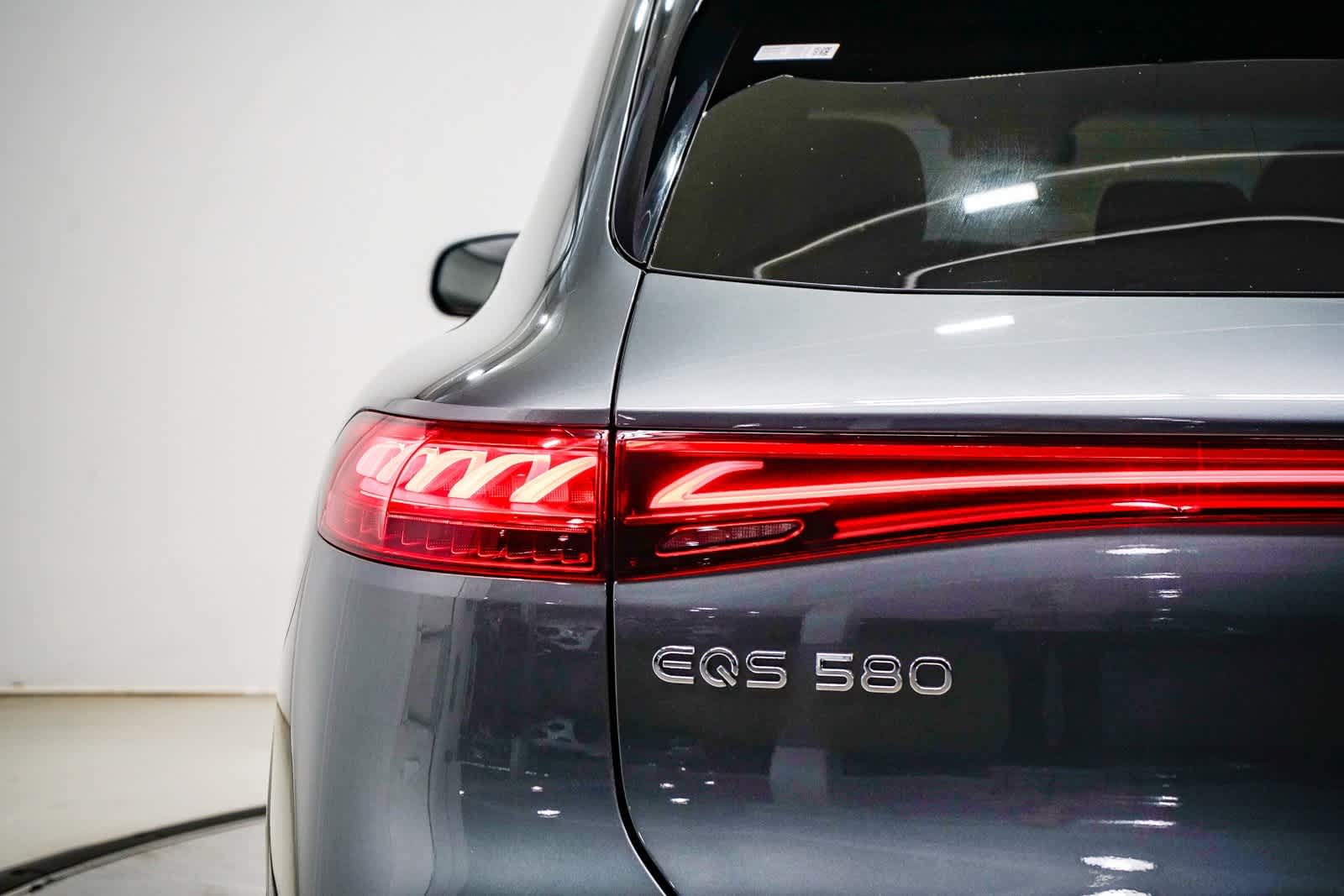 Thumbnail: 2023 Mercedes-Benz EQS - 9