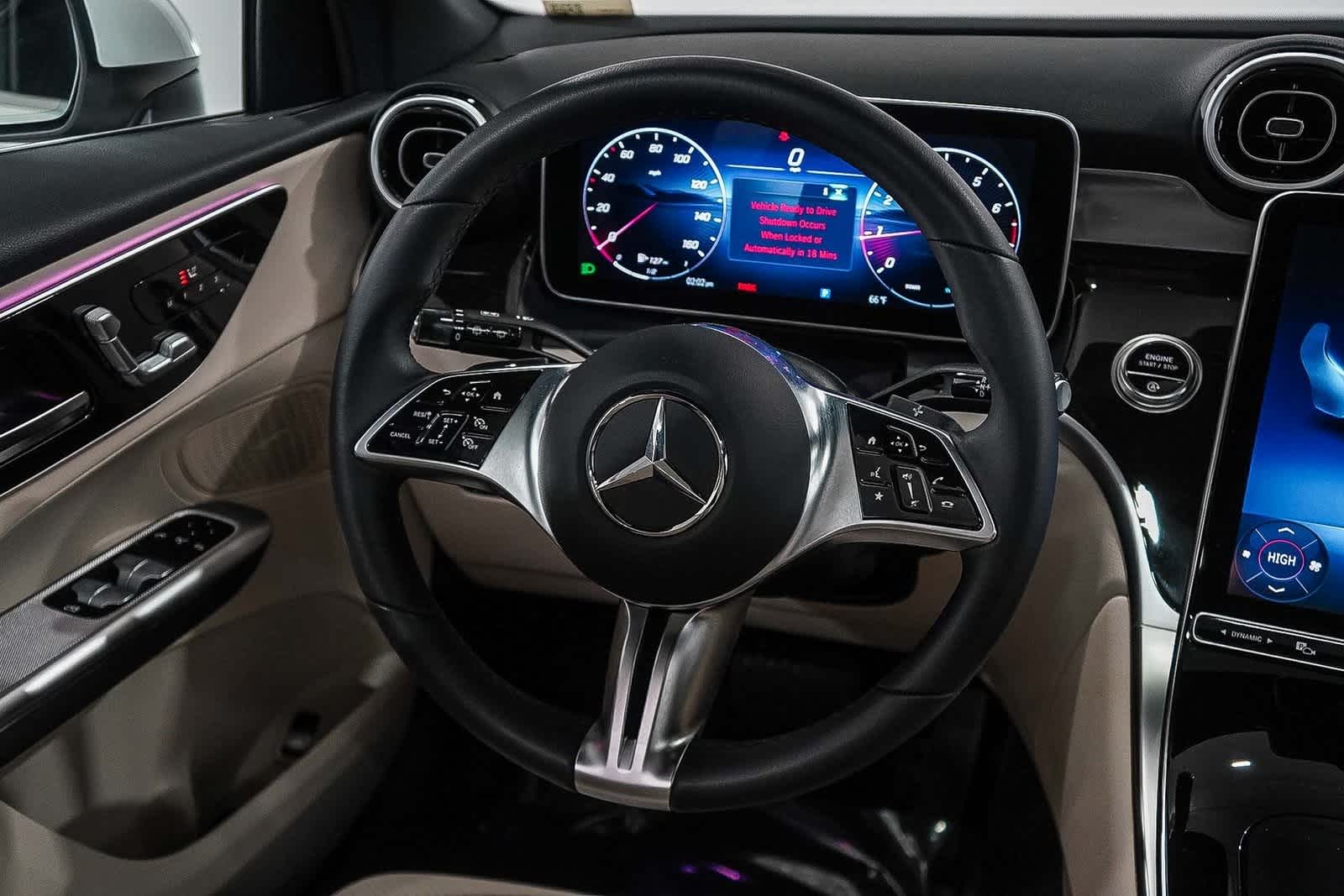 Thumbnail: 2025 Mercedes-Benz GLC - 15