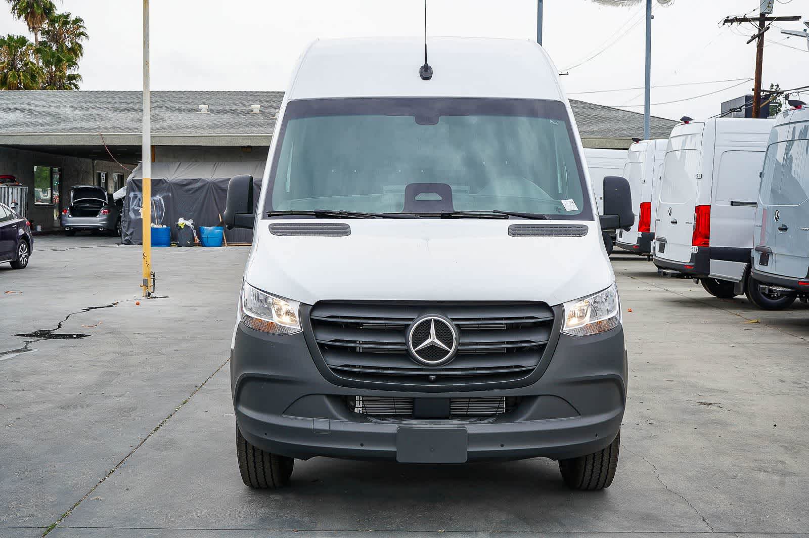 Thumbnail: 2026 Mercedes-Benz Sprinter - 2