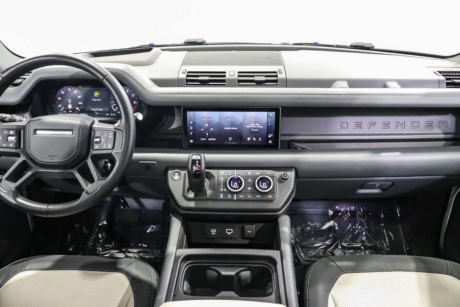 Thumbnail: 2024 Land Rover Defender - 12