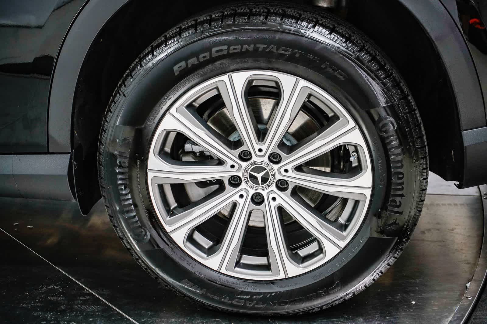 Thumbnail: 2025 Mercedes-Benz GLC - 10