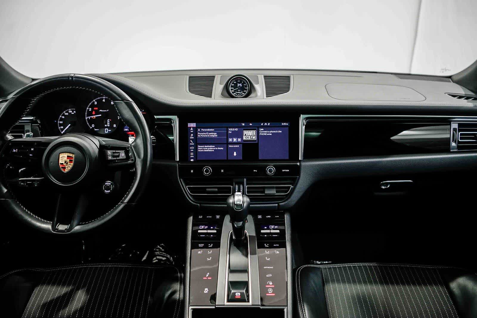 Thumbnail: 2024 Porsche Macan - 12