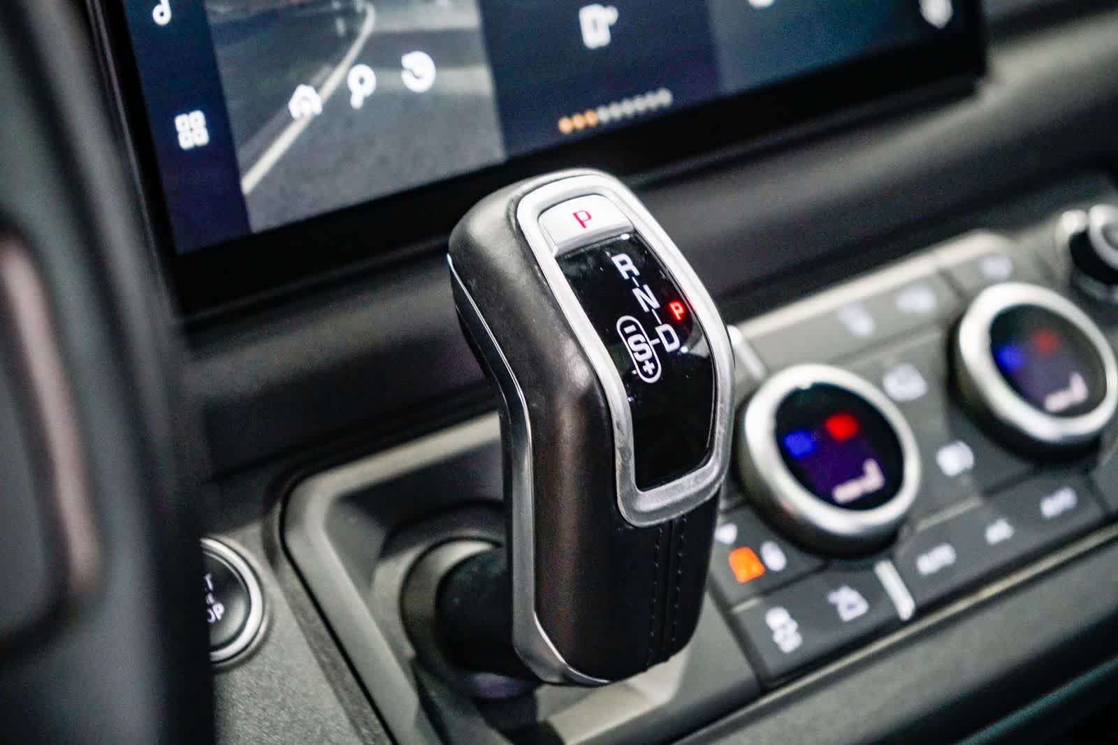 Thumbnail: 2022 Land Rover Defender - 22