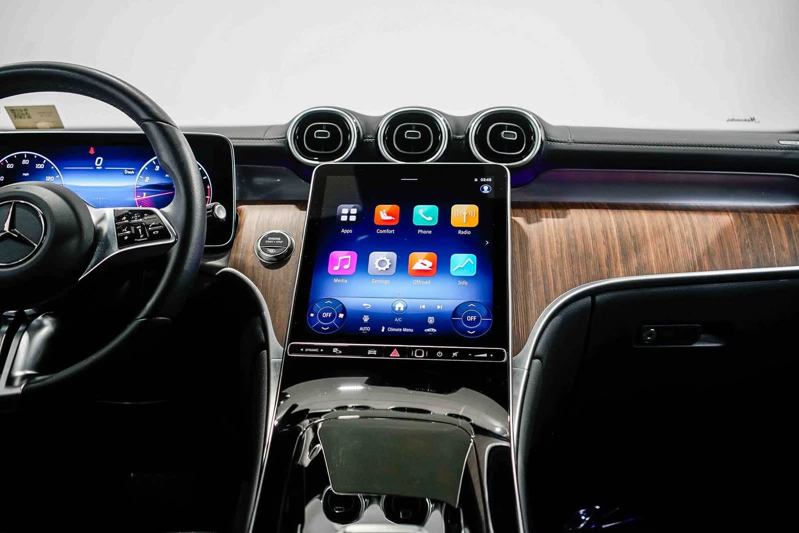 Thumbnail: 2025 Mercedes-Benz GLC - 12