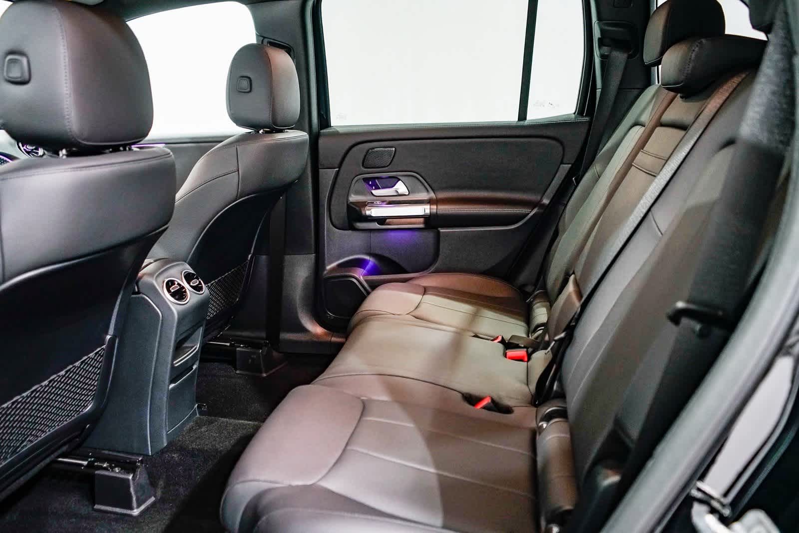 Thumbnail: 2025 Mercedes-Benz GLB - 17