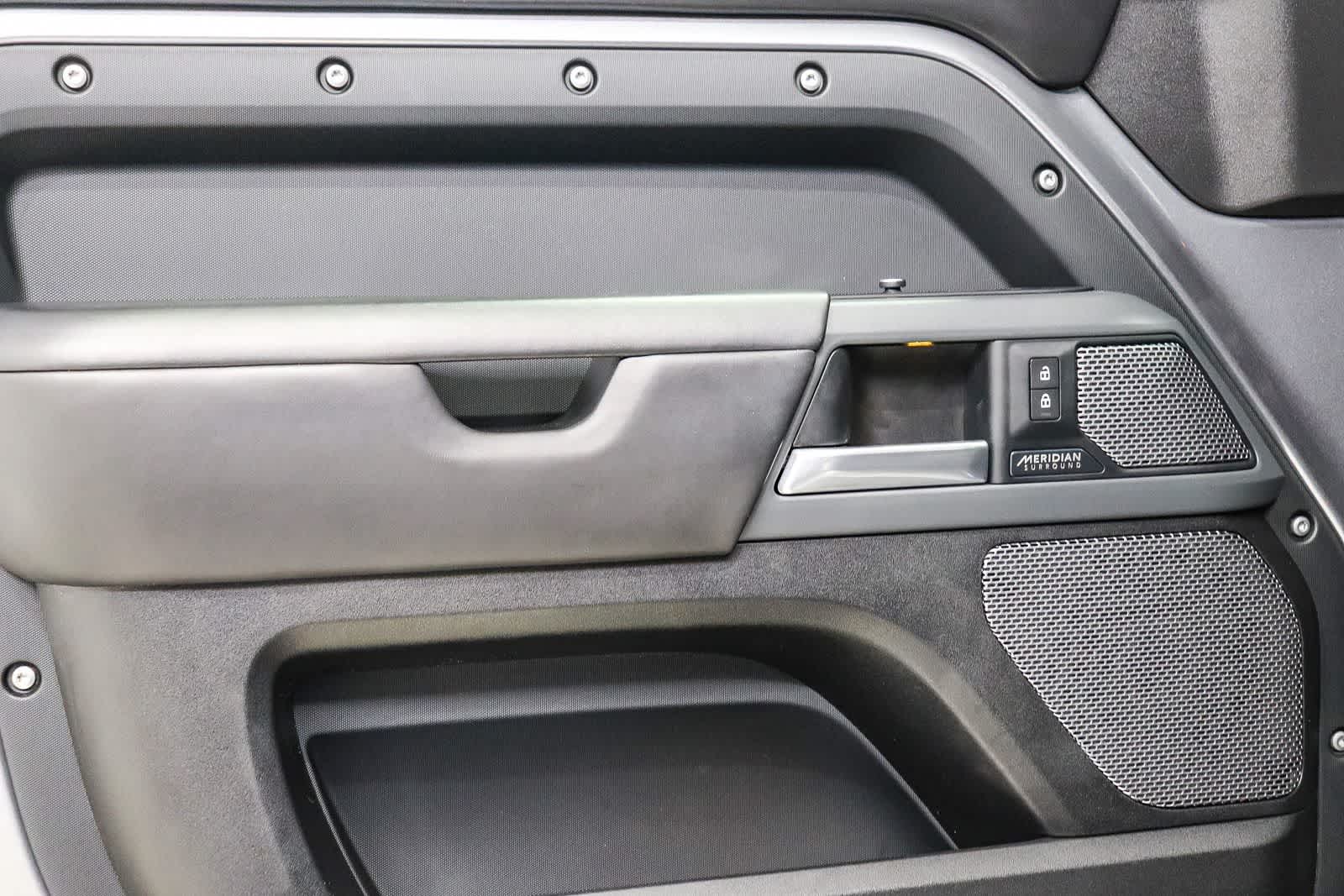 Thumbnail: 2021 Land Rover Defender - 21