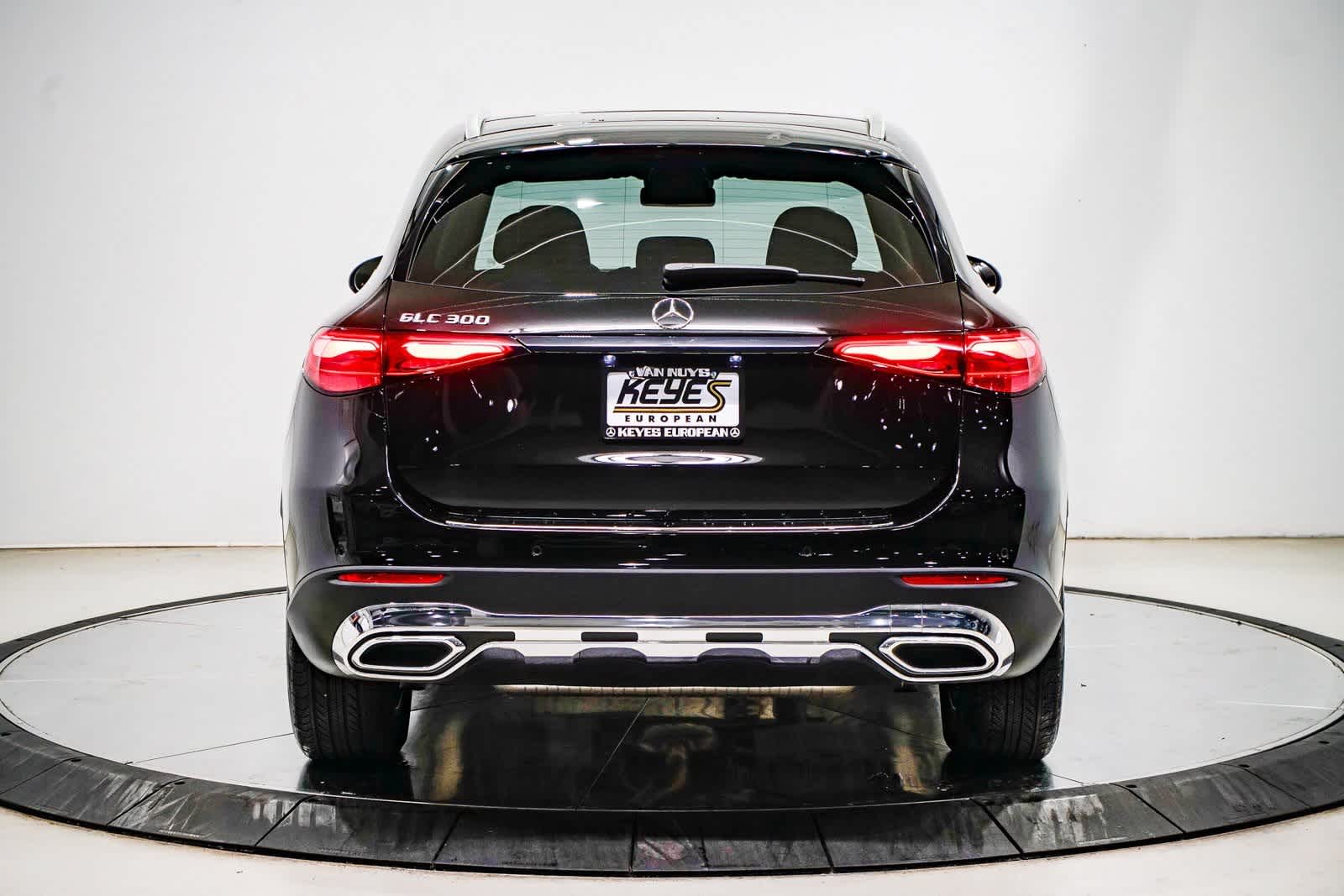 Thumbnail: 2025 Mercedes-Benz GLC - 3