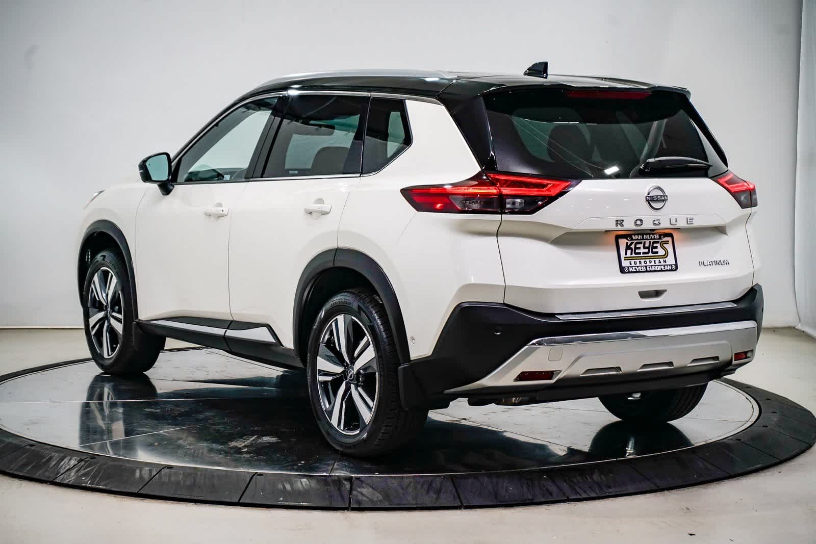 Thumbnail: 2022 Nissan Rogue - 2
