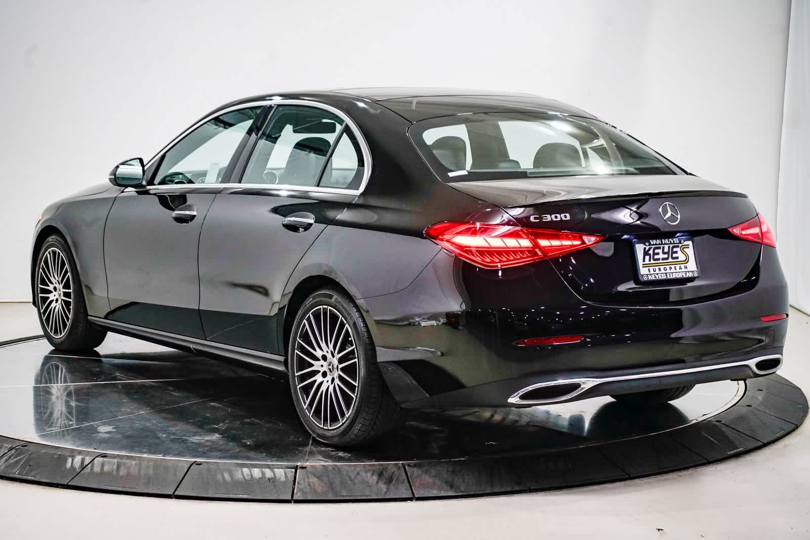 Thumbnail: 2023 Mercedes-Benz C-Class - 2