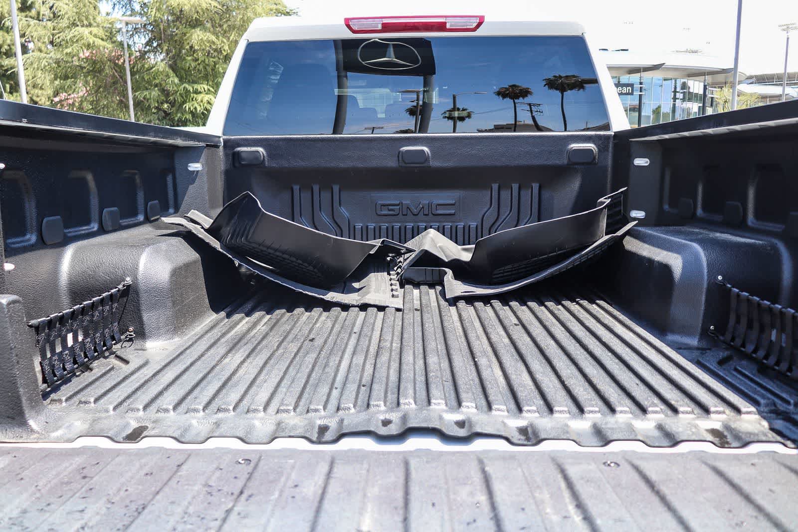 Thumbnail: 2024 GMC Sierra 1500 - 25