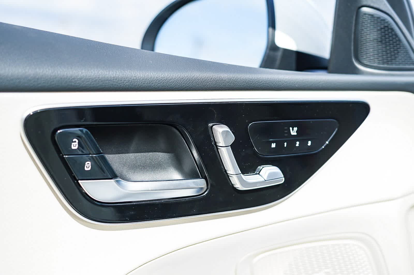 Thumbnail: 2025 Mercedes-Benz C-Class - 22