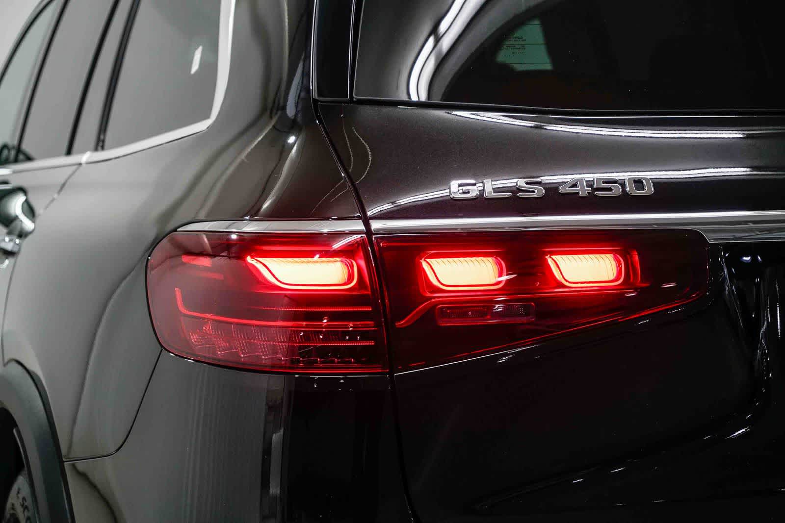 Thumbnail: 2026 Mercedes-Benz GLS - 9