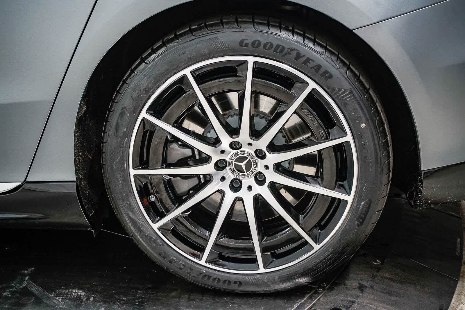 Thumbnail: 2023 Mercedes-Benz EQS - 10