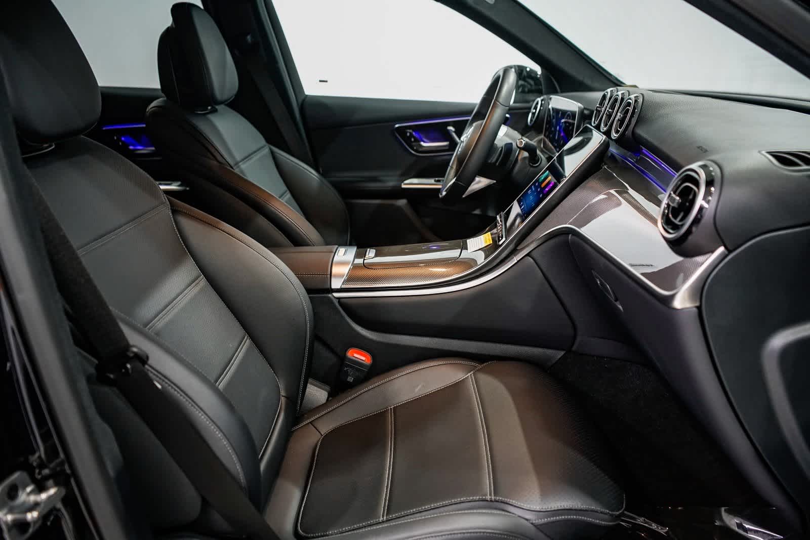 Thumbnail: 2025 Mercedes-Benz GLC - 15