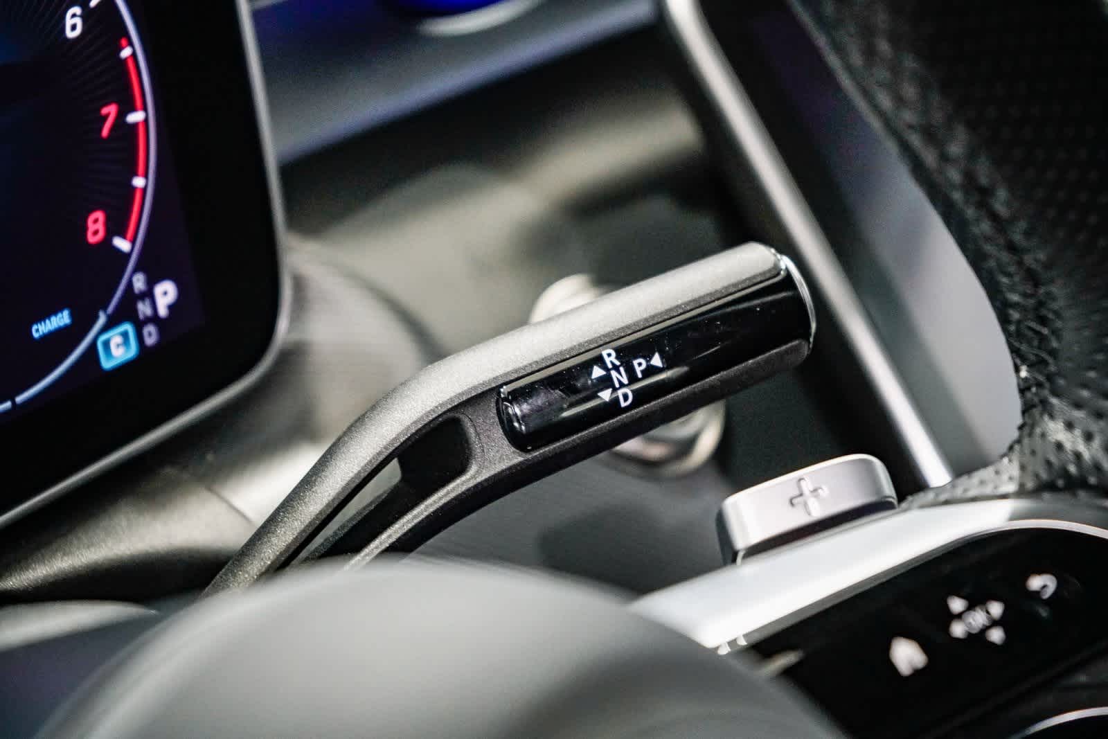 Thumbnail: 2025 Mercedes-Benz C-Class - 21