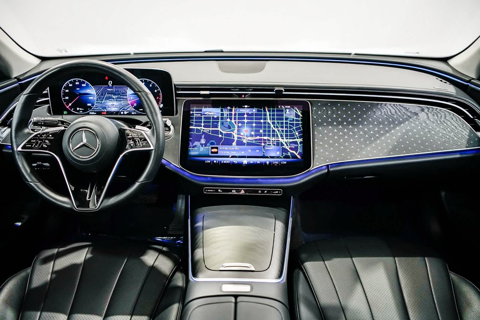 Thumbnail: 2025 Mercedes-Benz E-Class - 12